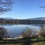 In Murnau With Swimming Pool 펜션 뮈르나우암슈타펠지